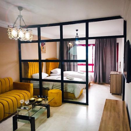 Nouveau Appartement Au Plein Centre Ville En Face Hilton Tanger Extérieur photo